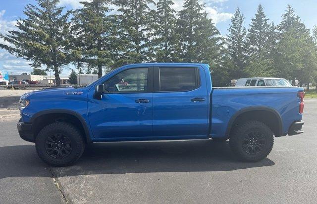 Used 2022 Chevrolet Silverado 1500 ZR2 with VIN 3GCUDHEL3NG533390 for sale in Antigo, WI