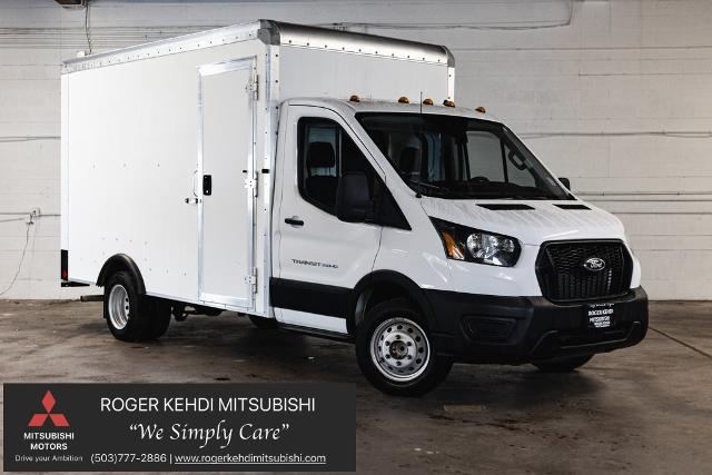 2022 Ford Transit Cutaway Vehicle Photo in Tigard, OR 97223