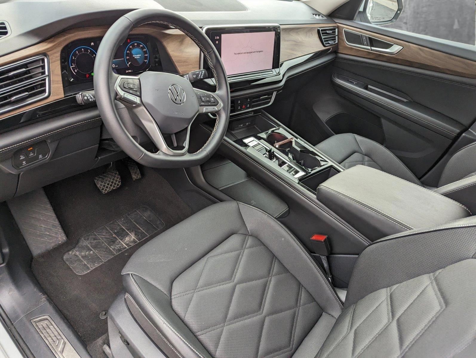 2024 Volkswagen Atlas Vehicle Photo in Spokane Valley, WA 99212