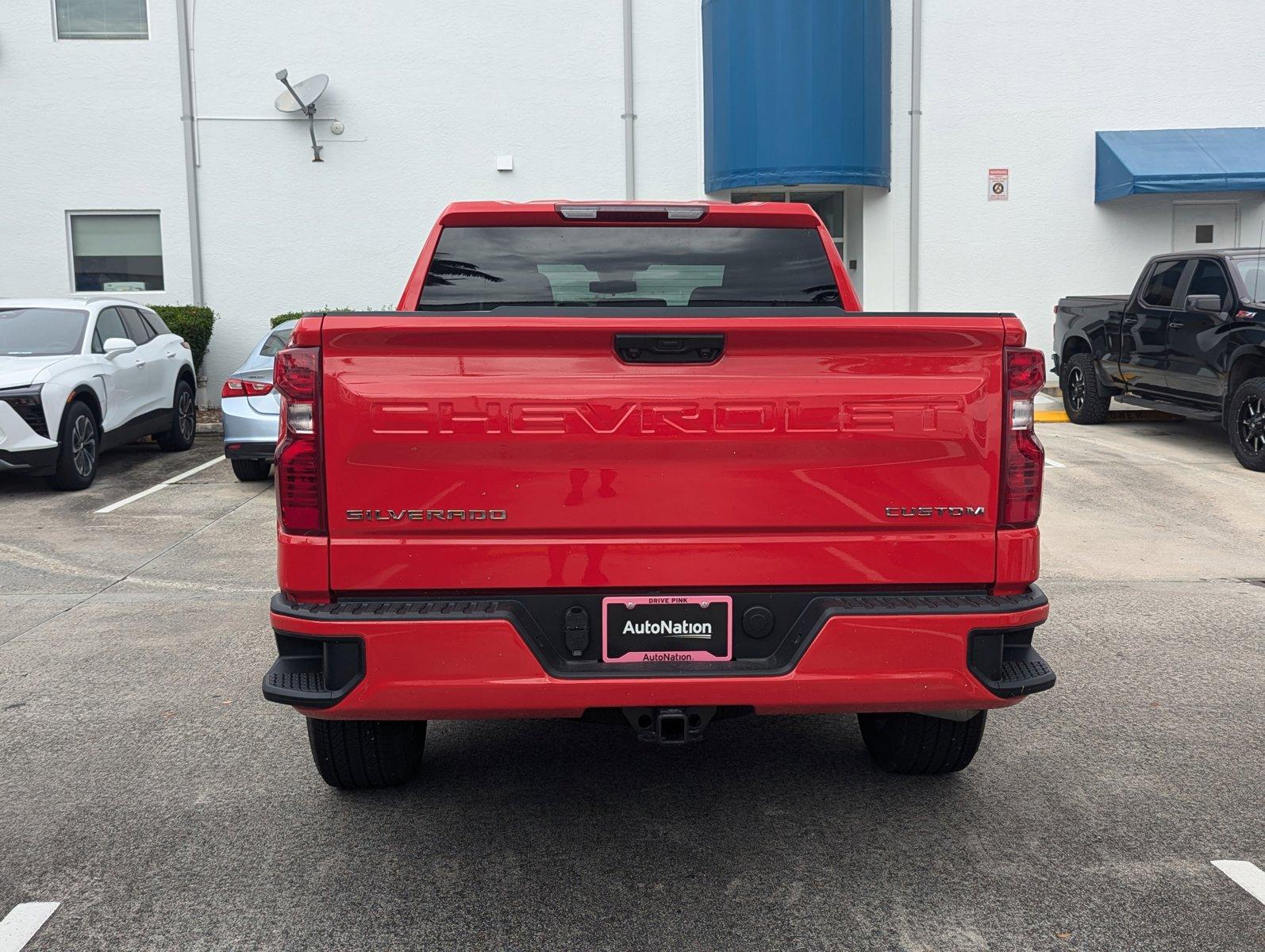 2024 Chevrolet Silverado 1500 Vehicle Photo in PEMBROKE PINES, FL 33024-6534