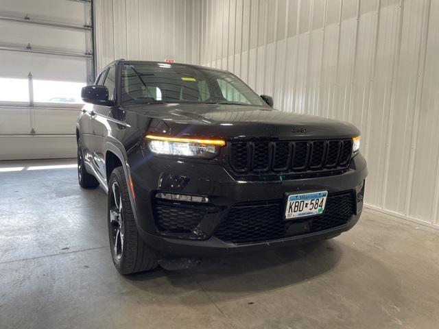 2023 Jeep Grand Cherokee Vehicle Photo in GLENWOOD, MN 56334-1123