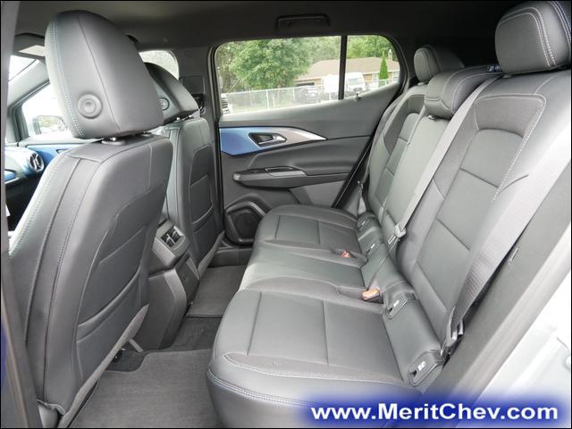 2024 Chevrolet Equinox EV Vehicle Photo in MAPLEWOOD, MN 55119-4794