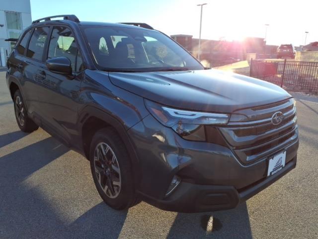 2025 Subaru Forester Vehicle Photo in Green Bay, WI 54304