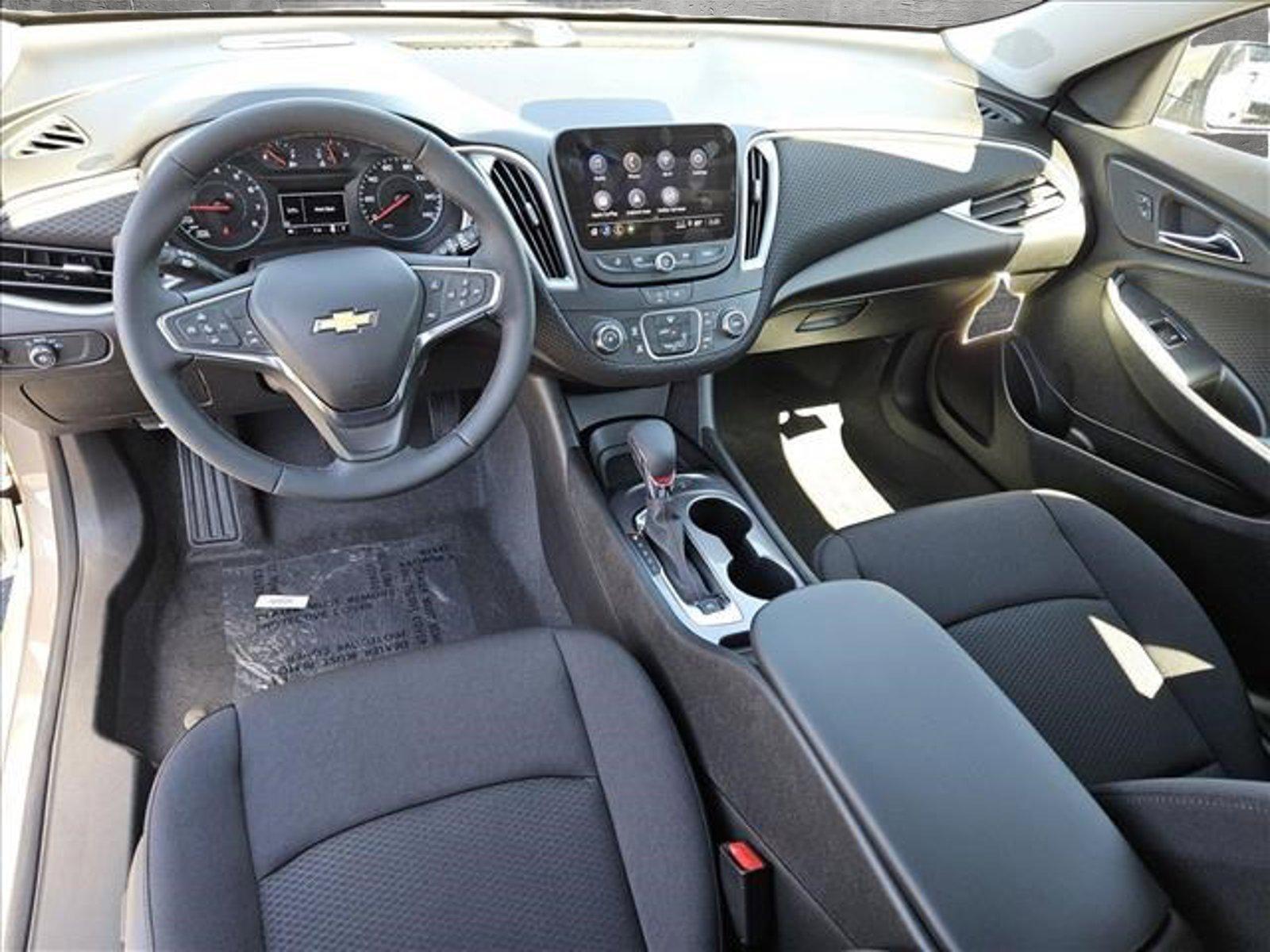 2024 Chevrolet Malibu Vehicle Photo in MESA, AZ 85206-4395