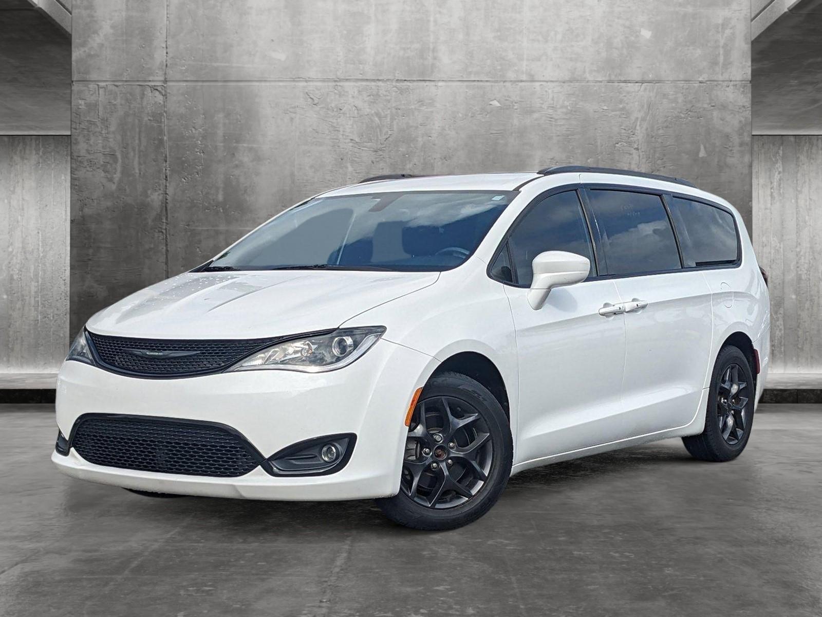 2019 Chrysler Pacifica Vehicle Photo in WEST PALM BEACH, FL 33407-3296