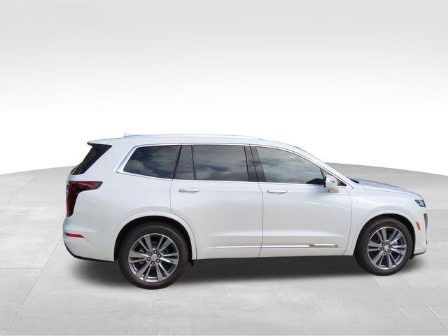 2025 Cadillac XT6 Vehicle Photo in DELRAY BEACH, FL 33483-3294