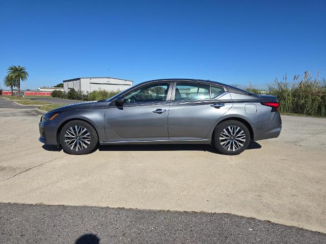 Used 2023 Nissan Altima SV with VIN 1N4BL4DV4PN321880 for sale in Broussard, LA