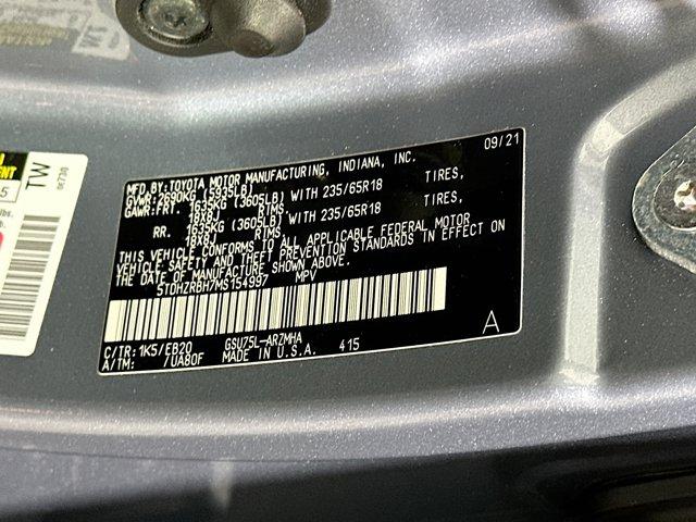 2021 Toyota Highlander Vehicle Photo in Doylestown, PA 18901