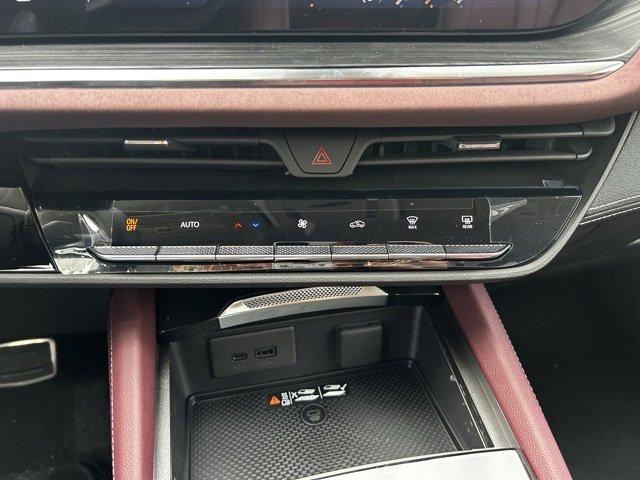 2024 Buick Envision Vehicle Photo in JACKSON, MI 49202-1834