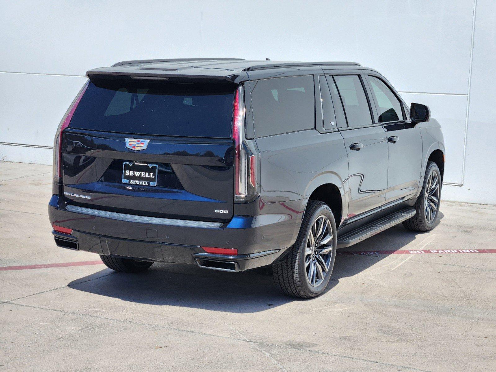 2021 Cadillac Escalade ESV Vehicle Photo in GRAPEVINE, TX 76051-8302