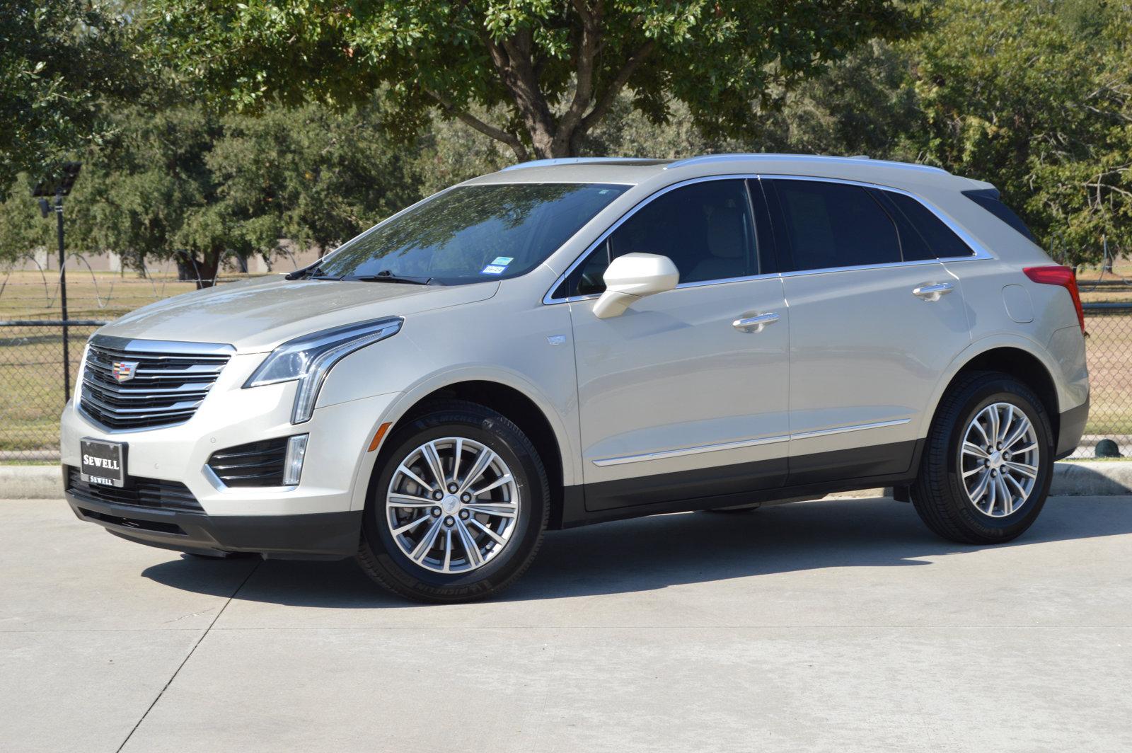 2017 Cadillac XT5 Vehicle Photo in Houston, TX 77090