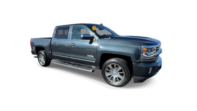 Used 2018 Chevrolet Silverado 1500 High Country with VIN 3GCUKTEJXJG433692 for sale in Tully, NY