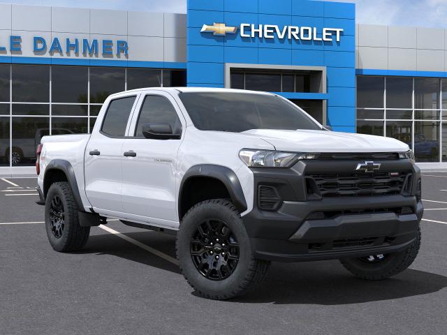 2024 Chevrolet Colorado Vehicle Photo in TOPEKA, KS 66609-0000