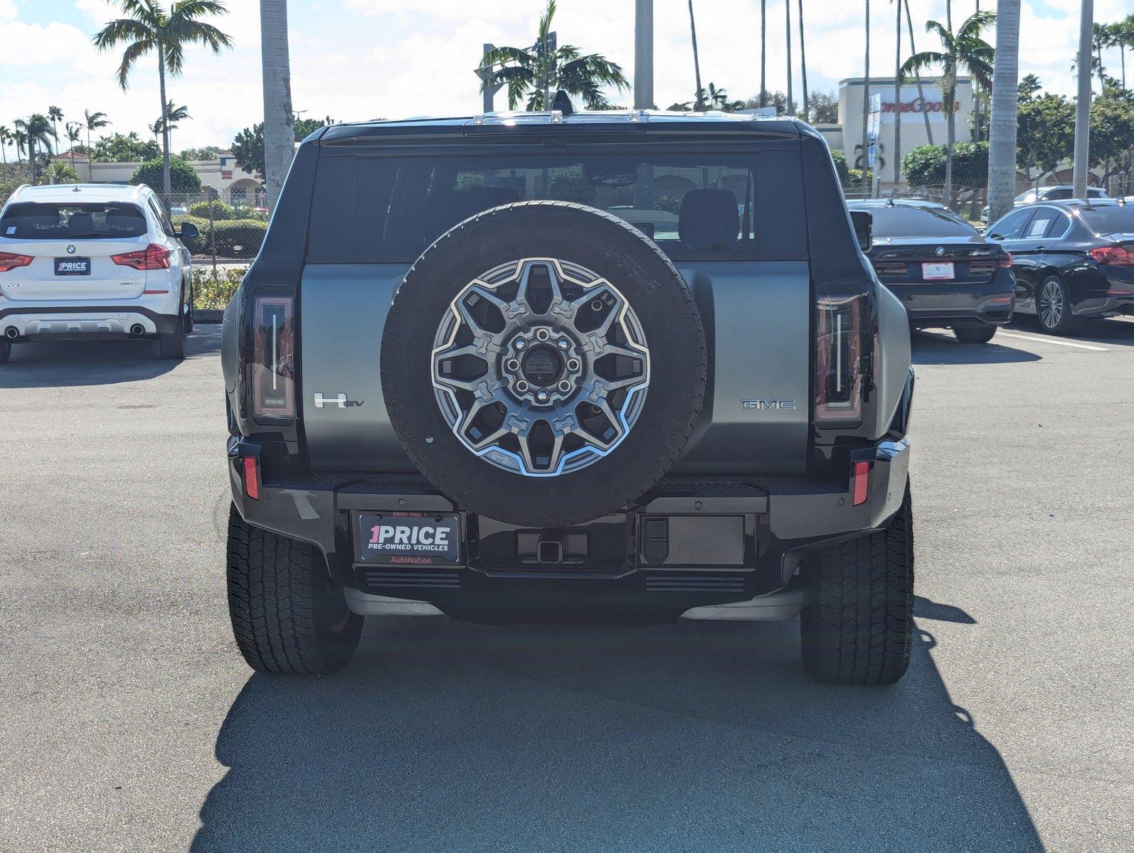 2024 GMC HUMMER EV SUV Vehicle Photo in Delray Beach, FL 33444