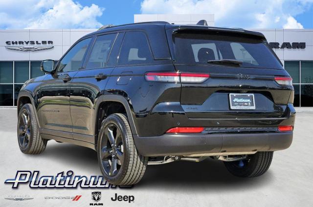 2025 Jeep Grand Cherokee Vehicle Photo in Terrell, TX 75160