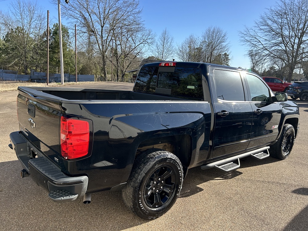 Used 2015 Chevrolet Silverado 1500 LTZ with VIN 3GCUKSEC9FG428762 for sale in Magnolia, AR