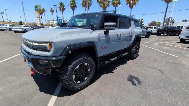 2024 GMC HUMMER EV SUV Vehicle Photo in ANAHEIM, CA 92806-5612