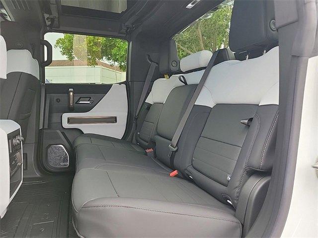 2024 GMC HUMMER EV Pickup Vehicle Photo in SUNRISE, FL 33323-3202