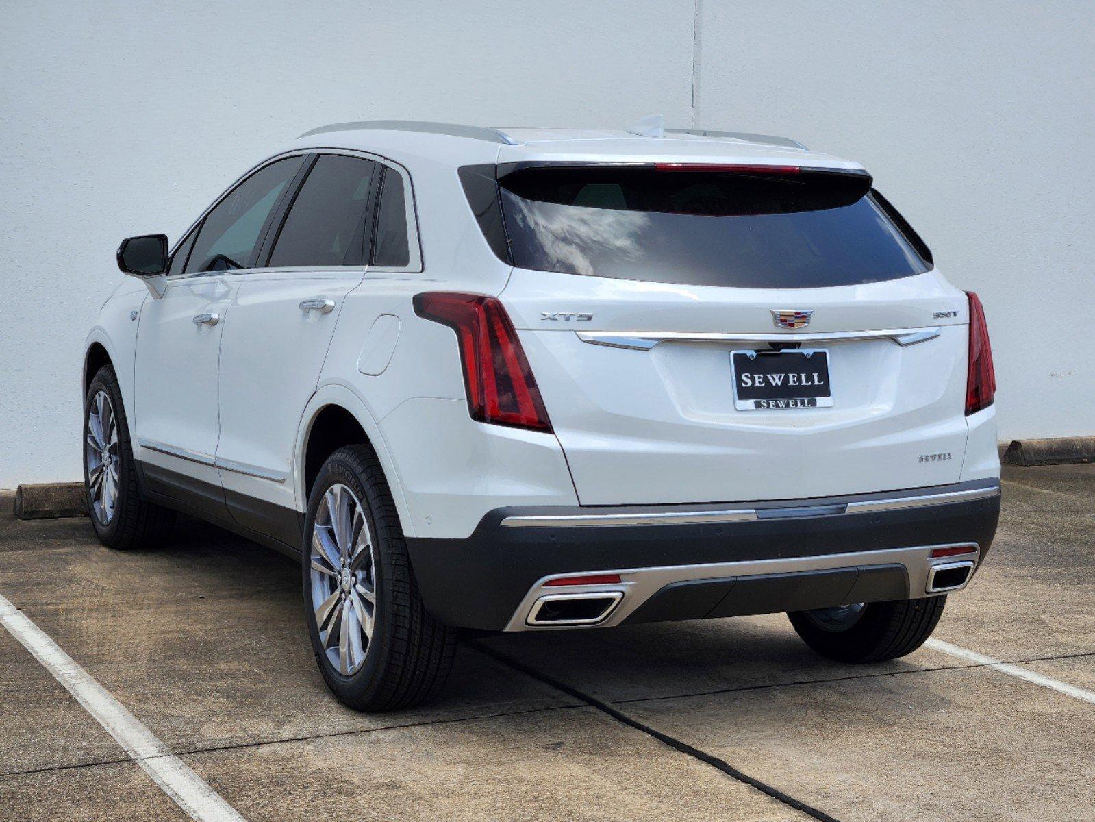 2024 Cadillac XT5 Vehicle Photo in HOUSTON, TX 77079-1502