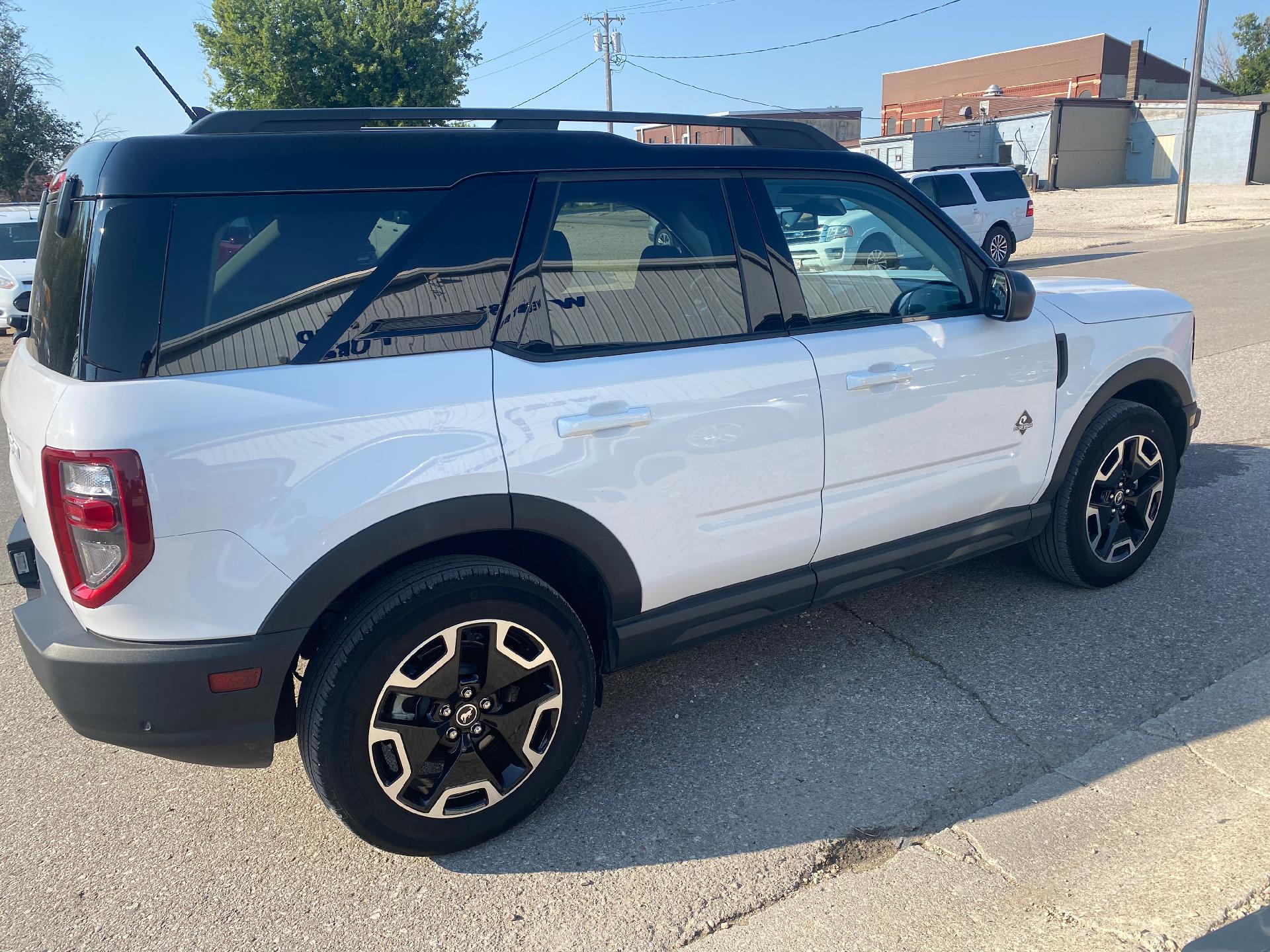 Used 2021 Ford Bronco Sport Outer Banks with VIN 3FMCR9C62MRA67725 for sale in West Bend, IA