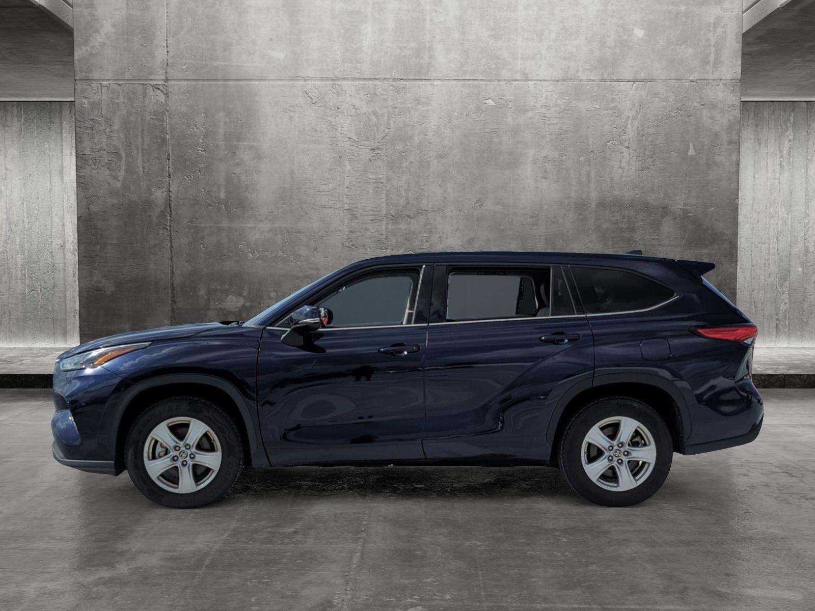 2022 Toyota Highlander Vehicle Photo in Ft. Myers, FL 33907