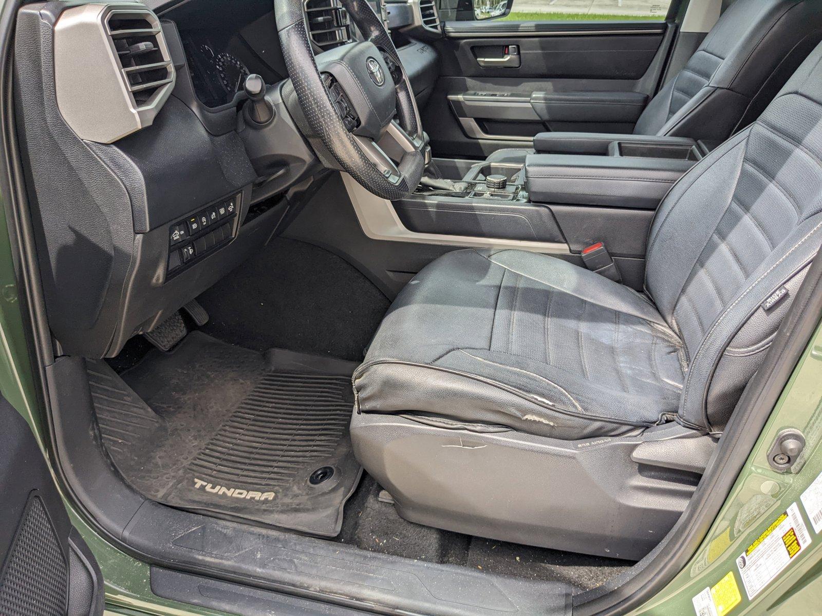 2022 Toyota Tundra 4WD Vehicle Photo in Davie, FL 33331