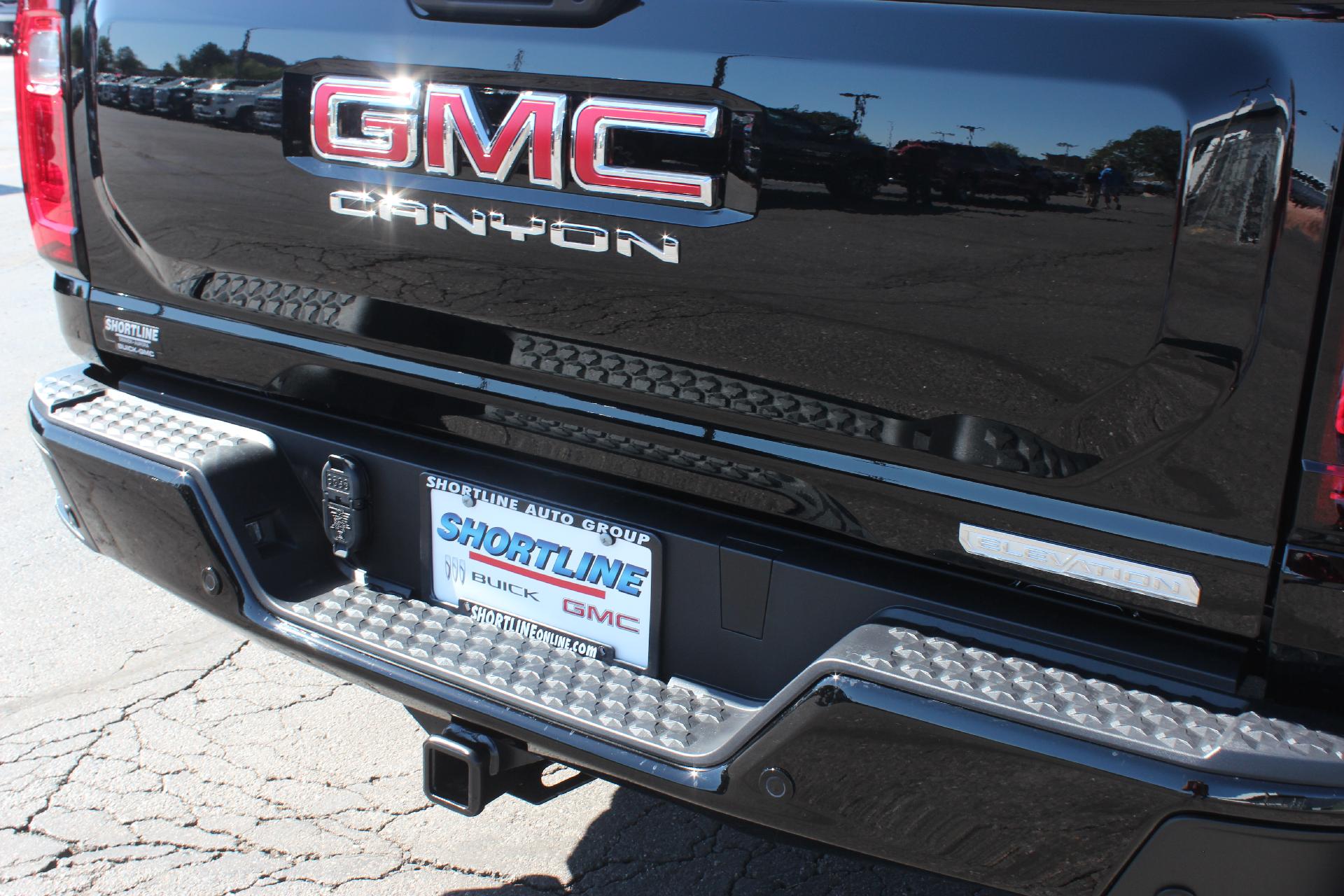 2024 GMC Canyon Vehicle Photo in AURORA, CO 80012-4011