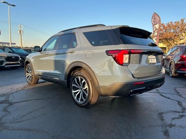 2025 Ford Explorer Vehicle Photo in Danville, KY 40422-2805