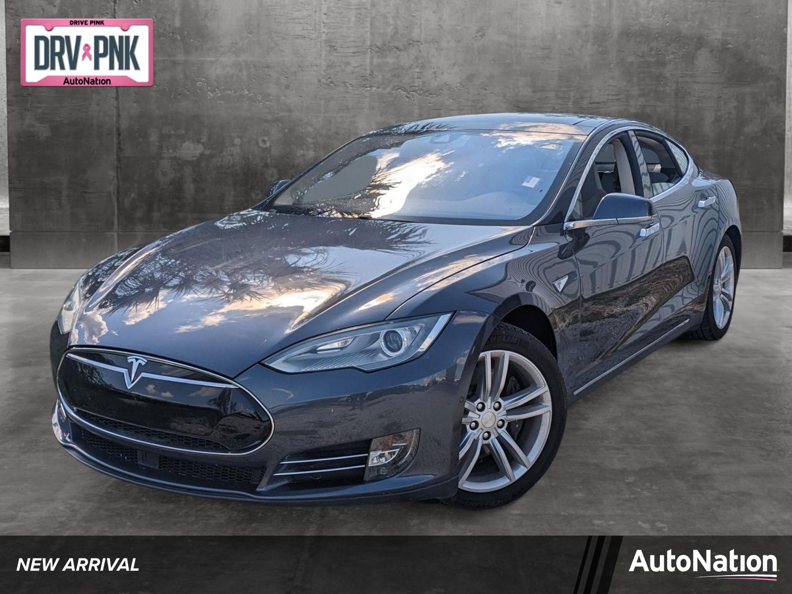 2015 Tesla Model S Vehicle Photo in Bradenton, FL 34207