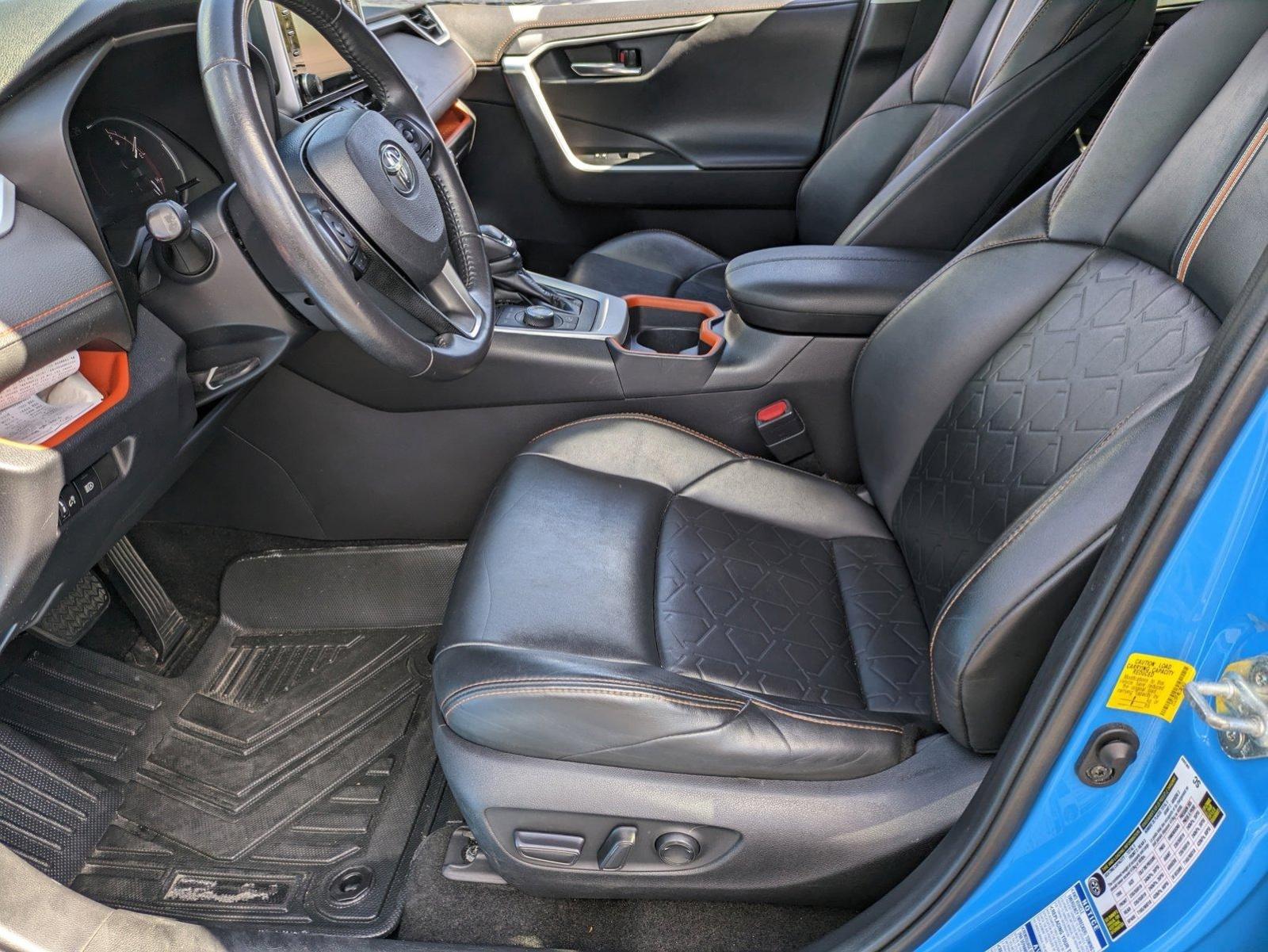 2020 Toyota RAV4 Vehicle Photo in Sanford, FL 32771