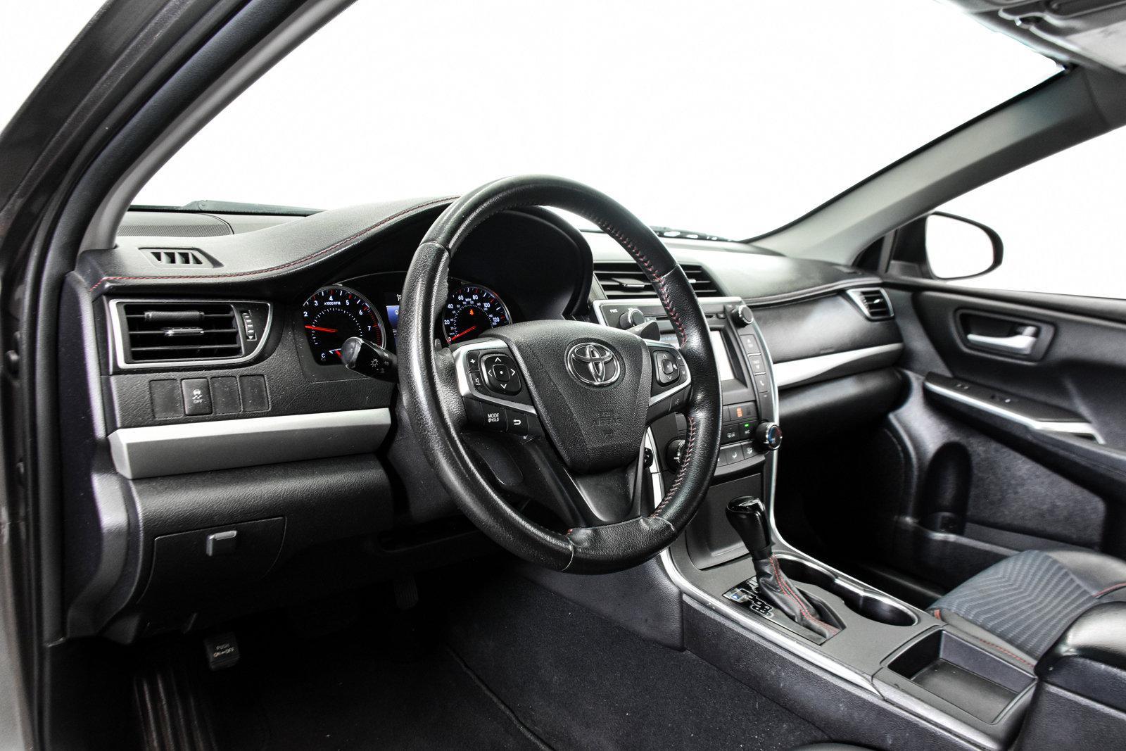 2015 Toyota Camry Vehicle Photo in DALLAS, TX 75235