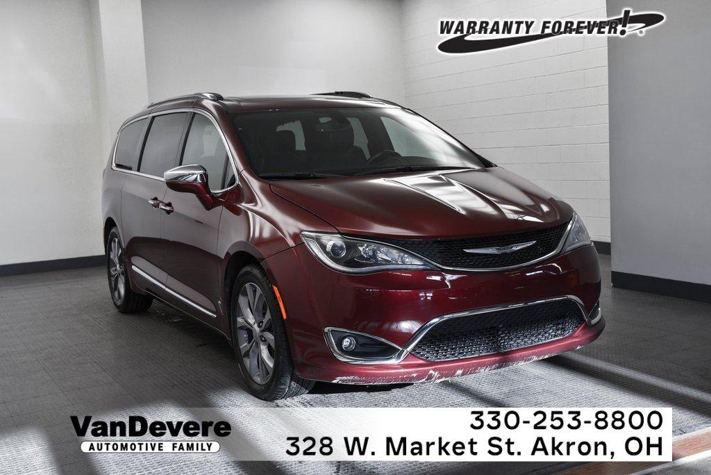 2020 Chrysler Pacifica Vehicle Photo in AKRON, OH 44303-2185