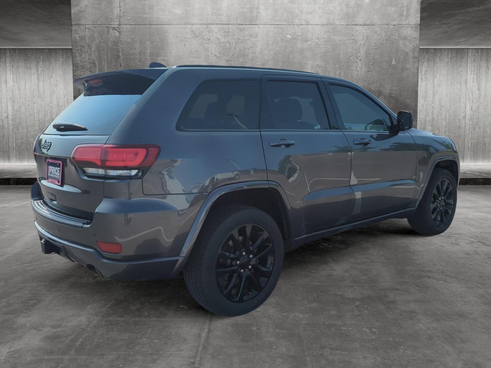 2021 Jeep Grand Cherokee Vehicle Photo in Memphis, TN 38133