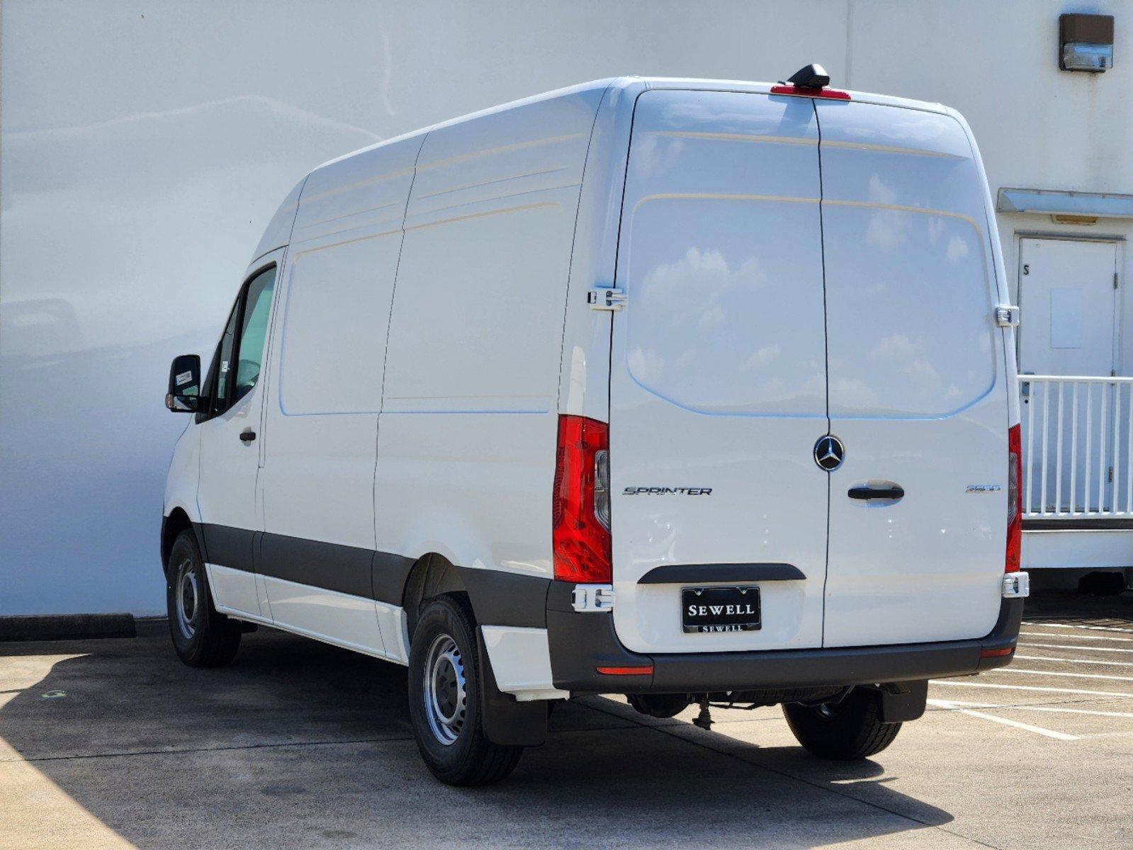 2025 Mercedes-Benz Sprinter Cargo Van Vehicle Photo in HOUSTON, TX 77079