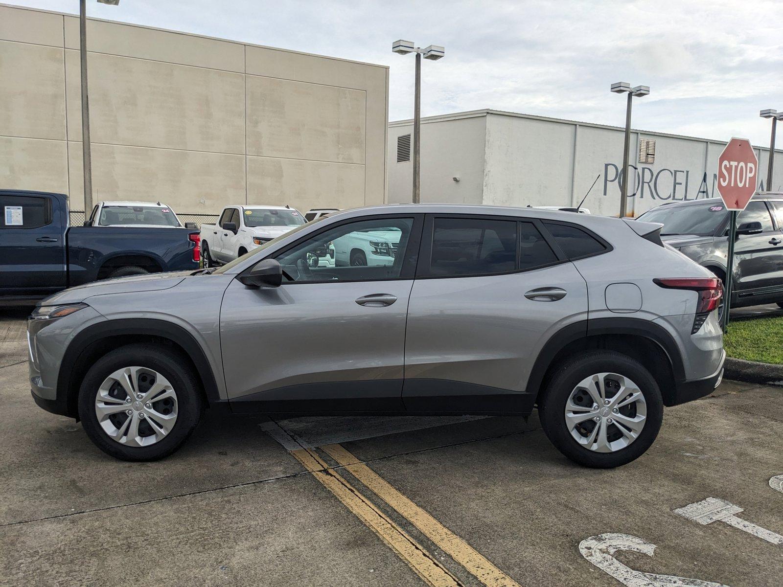 2024 Chevrolet Trax Vehicle Photo in MIAMI, FL 33172-3015