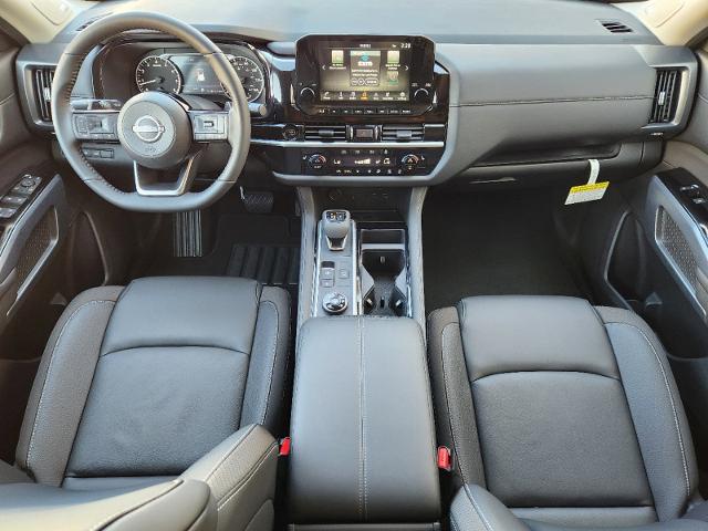 2025 Nissan Pathfinder Vehicle Photo in Denison, TX 75020