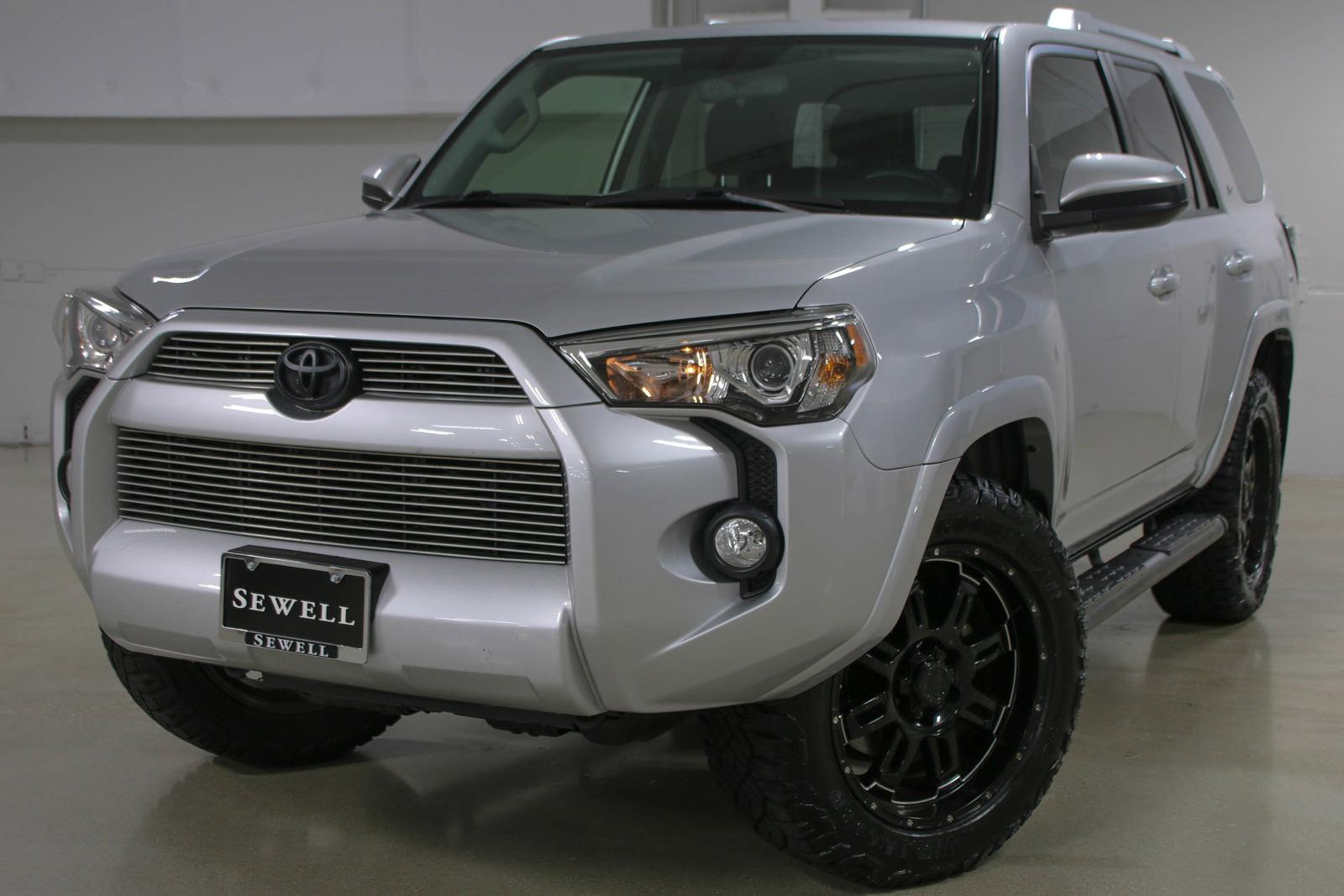 2016 Toyota 4Runner Vehicle Photo in SUGAR LAND, TX 77478