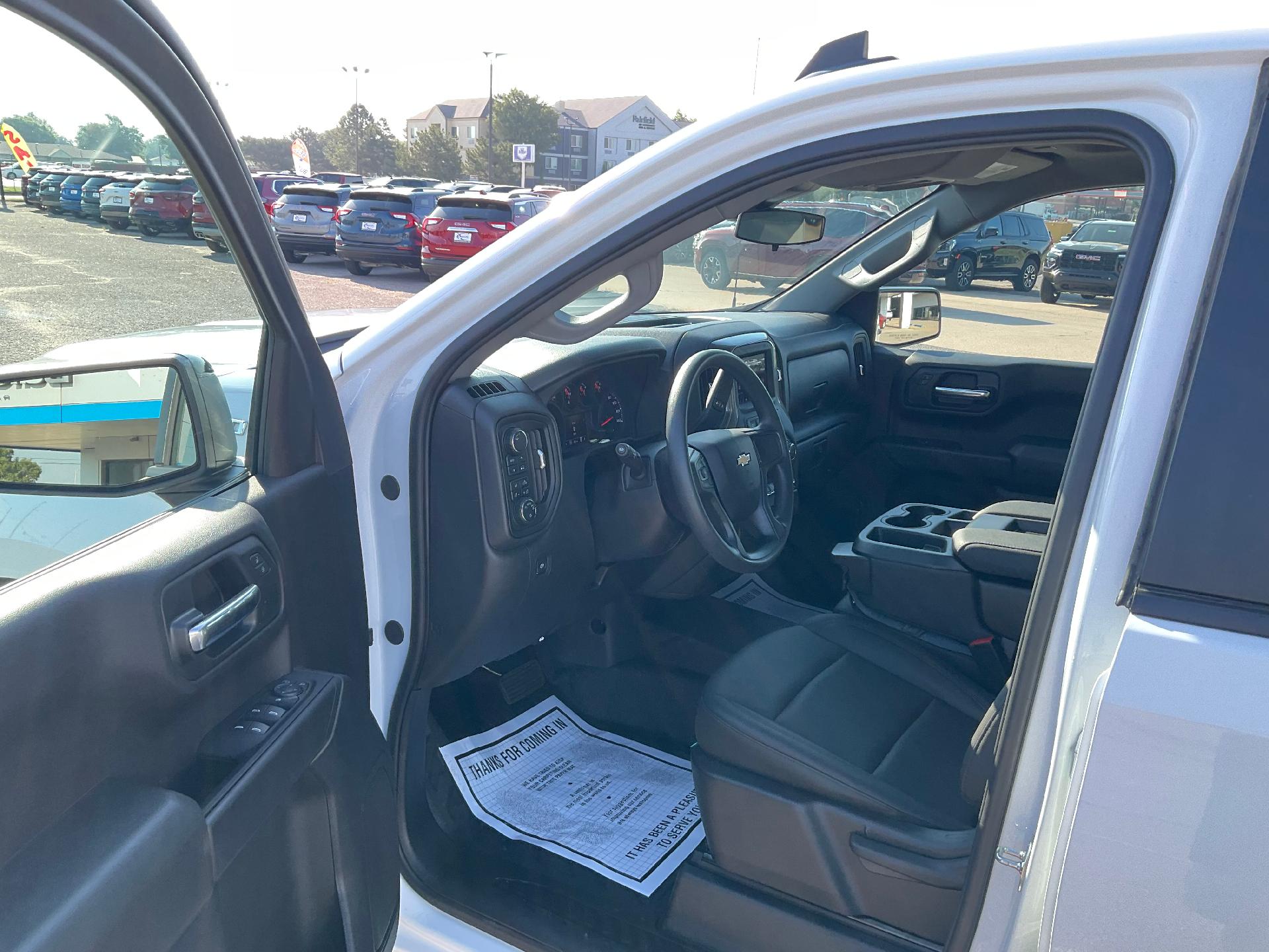 2024 Chevrolet Silverado 1500 Vehicle Photo in PONCA CITY, OK 74601-1036