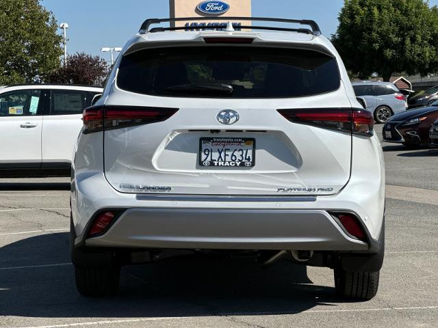 2024 Toyota Highlander Vehicle Photo in PITTSBURG, CA 94565-7121