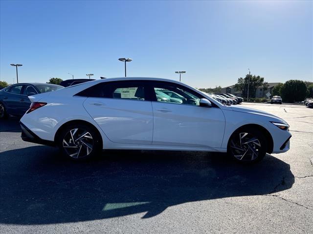 2025 Hyundai ELANTRA Hybrid Vehicle Photo in O'Fallon, IL 62269