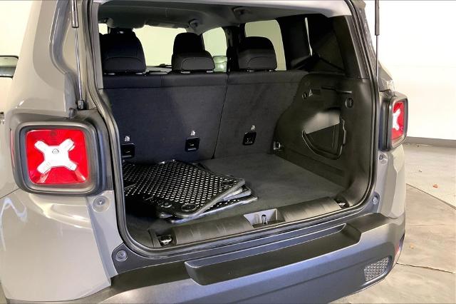 2023 Jeep Renegade Vehicle Photo in Kansas City, MO 64114