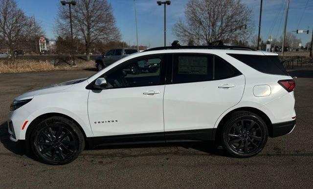 2024 Chevrolet Equinox Vehicle Photo in GREELEY, CO 80634-4125