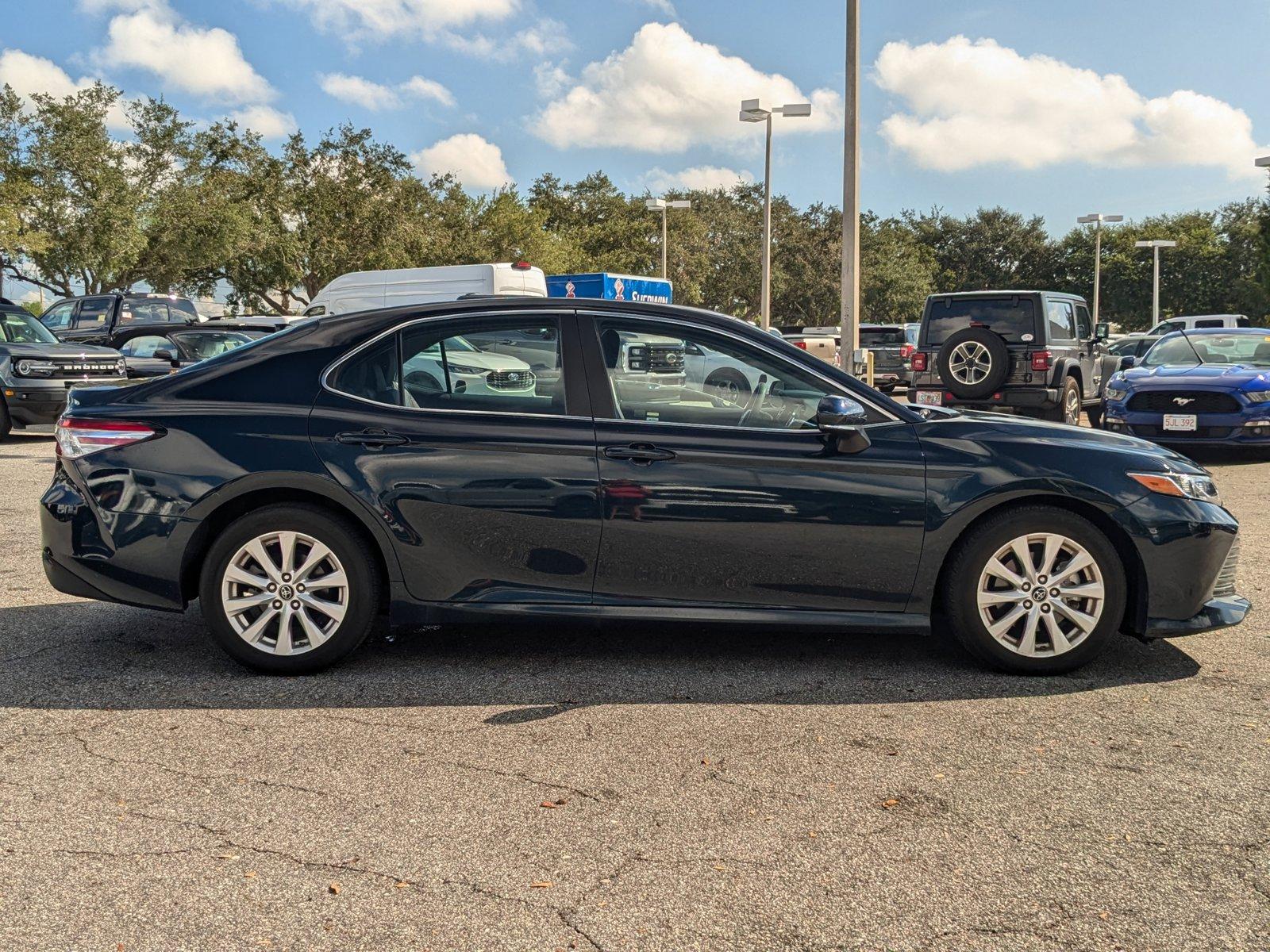 2018 Toyota Camry Vehicle Photo in St. Petersburg, FL 33713