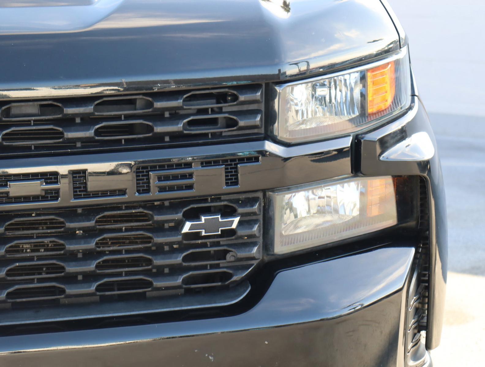 2019 Chevrolet Silverado 1500 Vehicle Photo in LOS ANGELES, CA 90007-3794