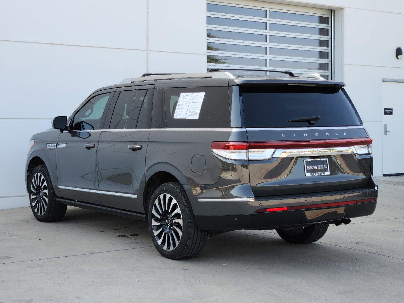 2022 Lincoln Navigator L Vehicle Photo in PLANO, TX 75024