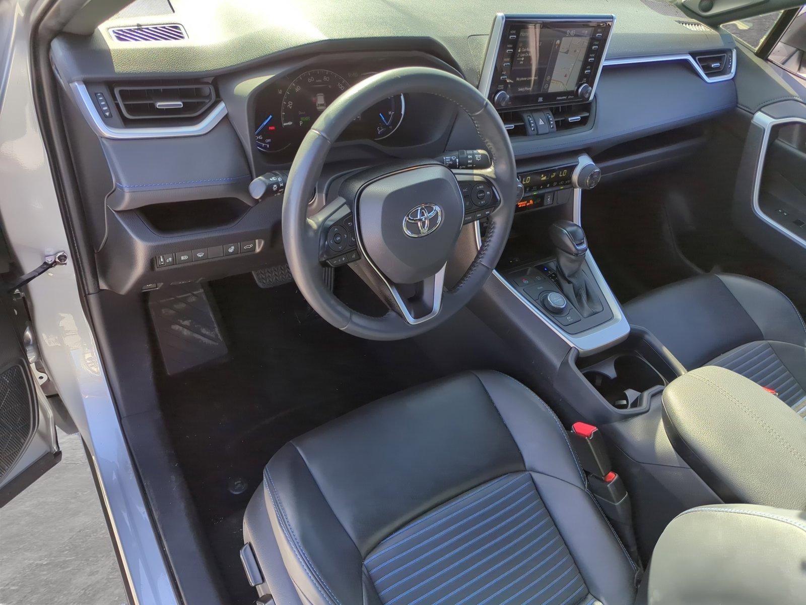 2020 Toyota RAV4 Vehicle Photo in Ft. Myers, FL 33907