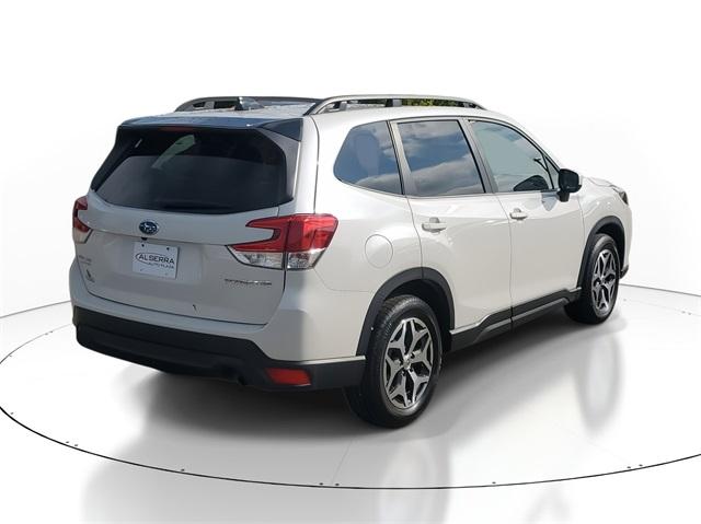 2024 Subaru Forester Vehicle Photo in GRAND BLANC, MI 48439-8139