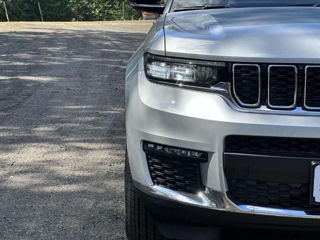 2023 Jeep Grand Cherokee L Vehicle Photo in Bowie, MD 20716