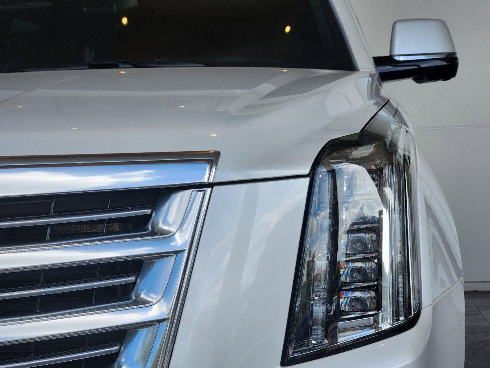 2017 Cadillac Escalade Vehicle Photo in HOUSTON, TX 77079-1502