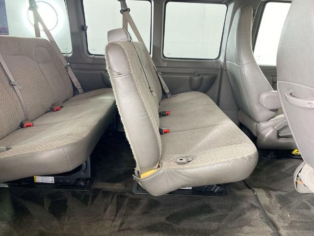 2018 Chevrolet Express Passenger Vehicle Photo in ALLIANCE, OH 44601-4622